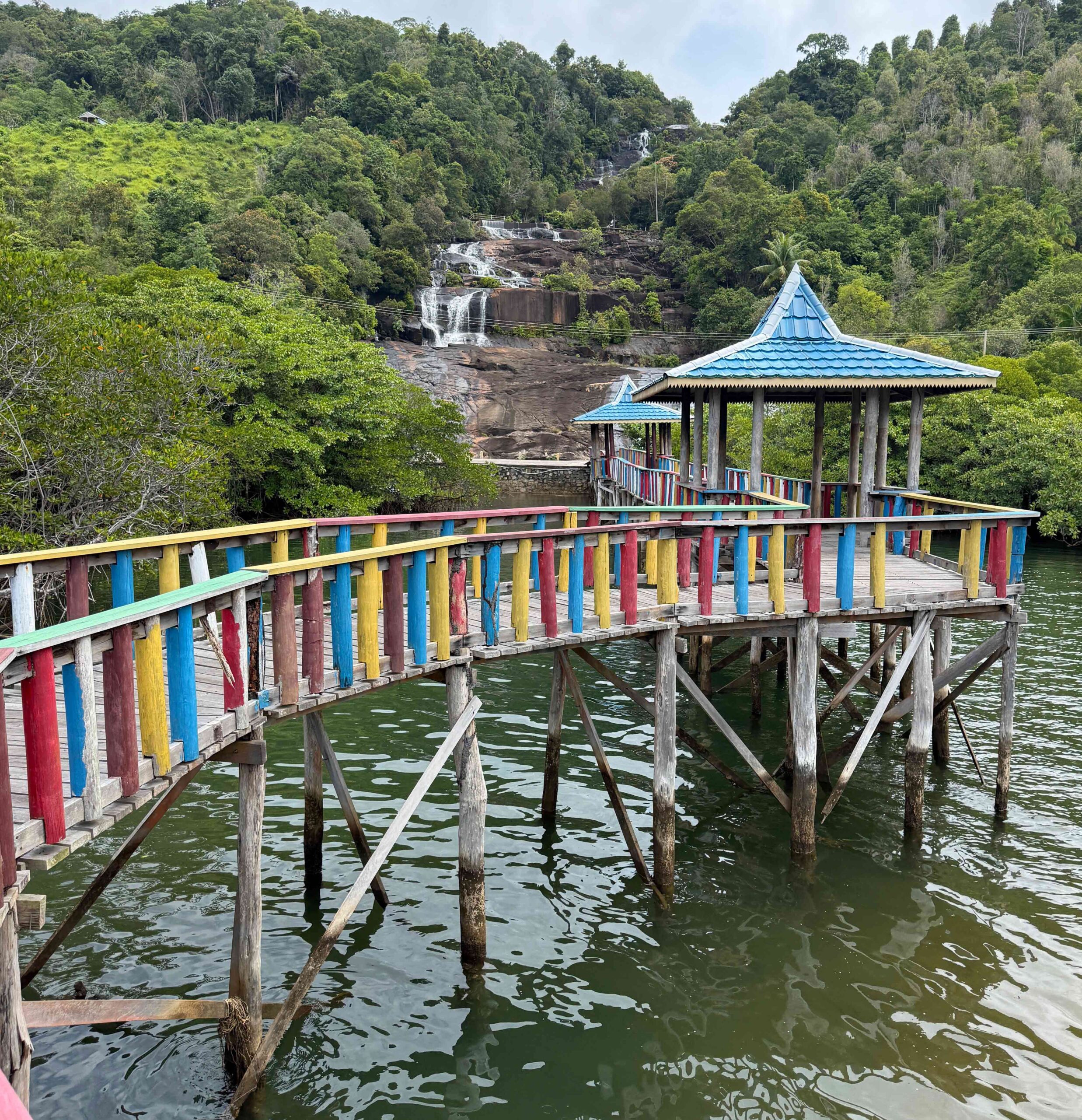 Small Island, Giant Welcome